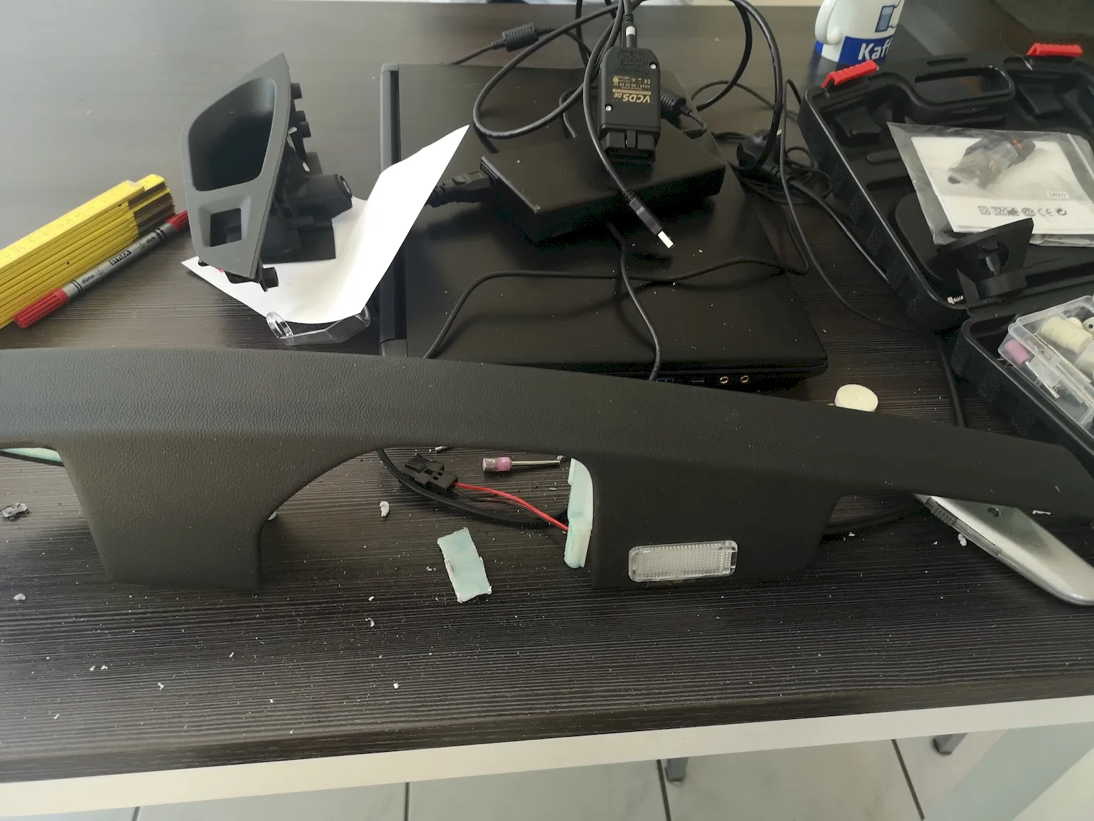 Türgriff – verkleidung Seat Leon 5F mit eingebauten Lichtfach 5